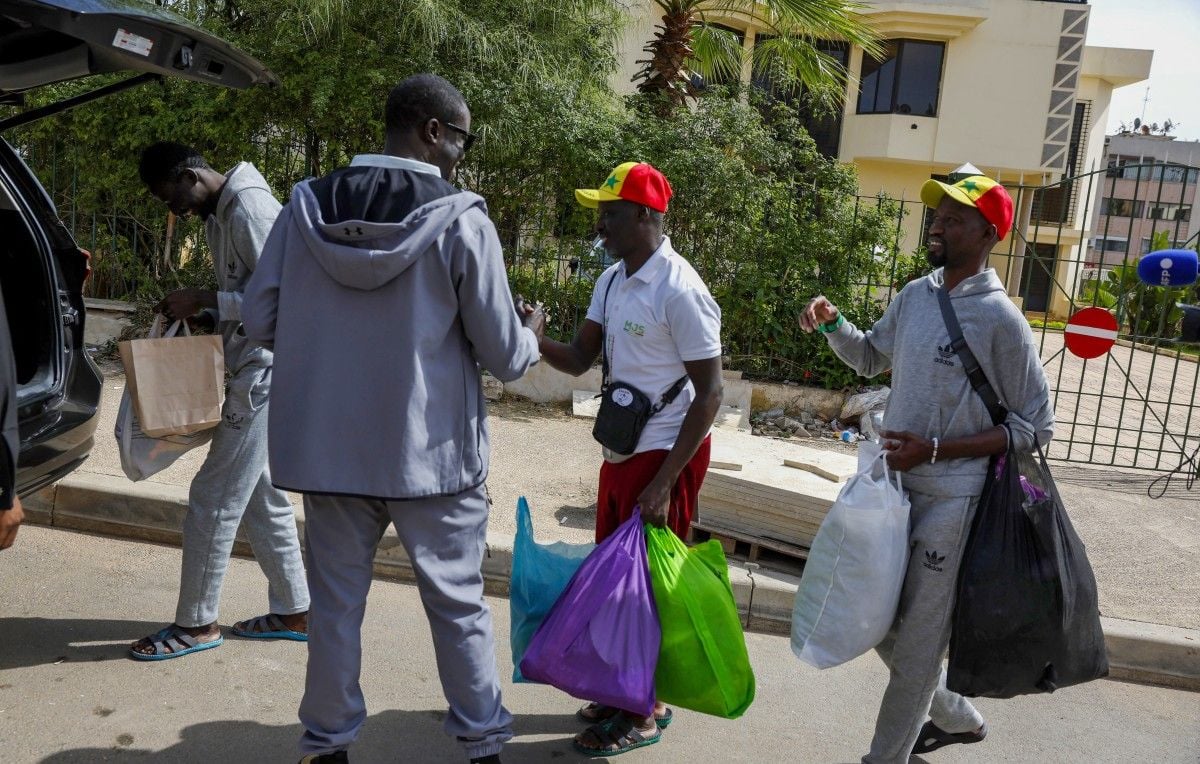 Accueil chaleureux des trois supporters sénégalais libérés de la CAN