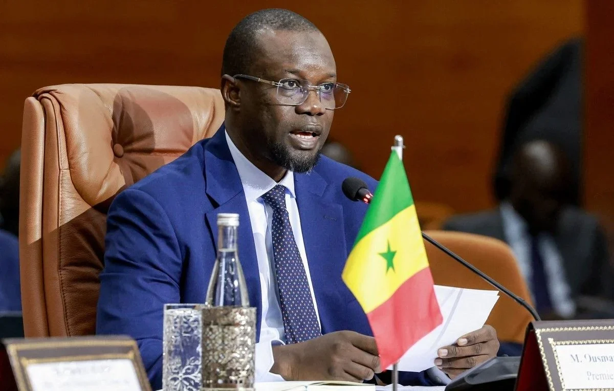 Pastef : Pourquoi Ousmane Sonko doit vite régler le problème Abass Fall - Khoureychi Thiam 1 Durcissement de l’article 319 : Comment Ousmane Sonko a décidé de faire face aux partenaires occidentaux