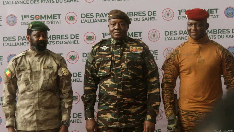 Assimi Goïta, Abdourahamane Tiani et Ibrahim Traore