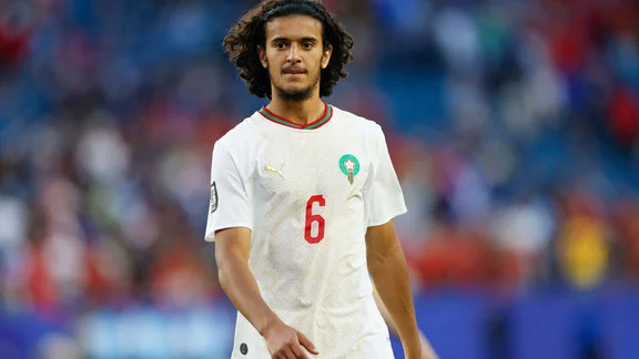 Ayyoub Bouaddi en action avec le LOSC