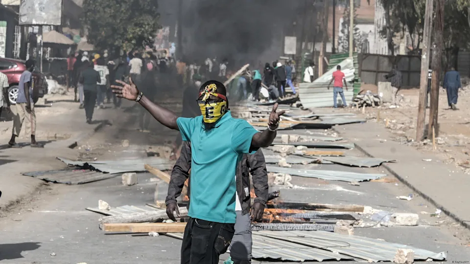 Analyse politique : la rencontre entre Bassirou Diomaye Faye et Macky Sall pourrait influencer la réconciliation nationale