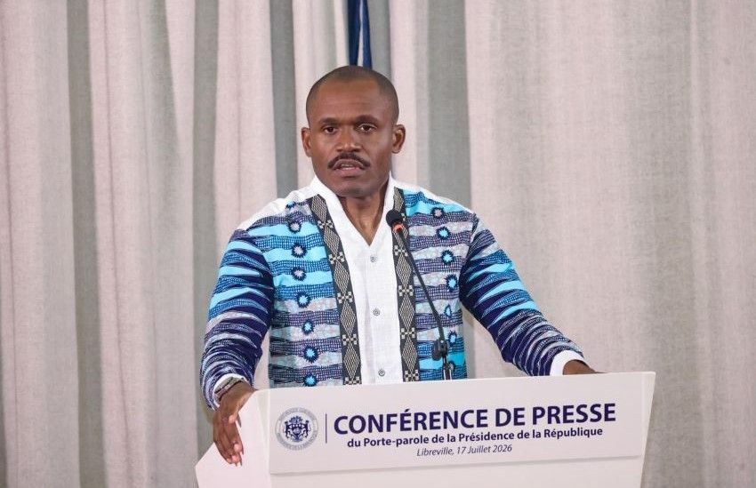 Théophane Nzame-Nze Biyoghe, Porte-parole de la Présidence gabonaise
