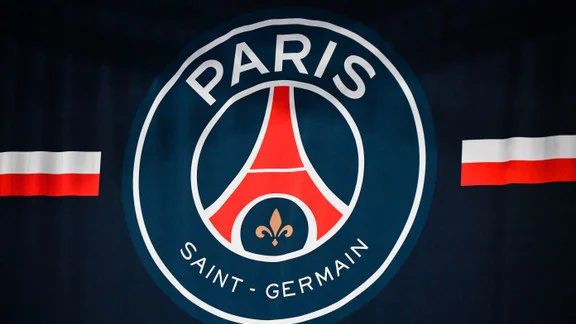 Logo officiel du Paris Saint-Germain sur fond bleu et rouge