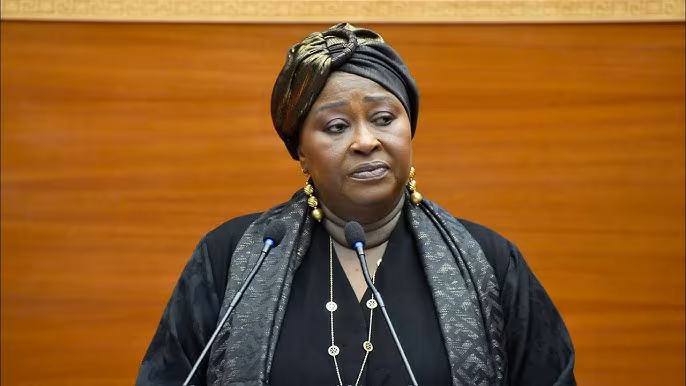 Maïmouna Dièye et Ousmane Sonko : un dérapage religieux à Khombole Maïmouna Dièye et Ousmane Sonko : un dérapage religieux à Khombole
