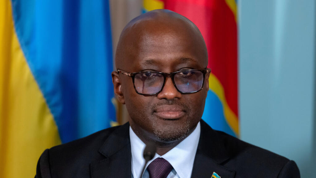 Signature d'un accord entre le Rwanda et la RDC, avec le ministre rwandais des Affaires étrangères Olivier Nduhungirehe [image d'illustration].