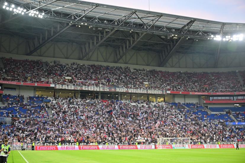 Une grosse ambiance en perspective pour la réception de Fenerbahçe. (J.-B. Autissier/L'Équipe)